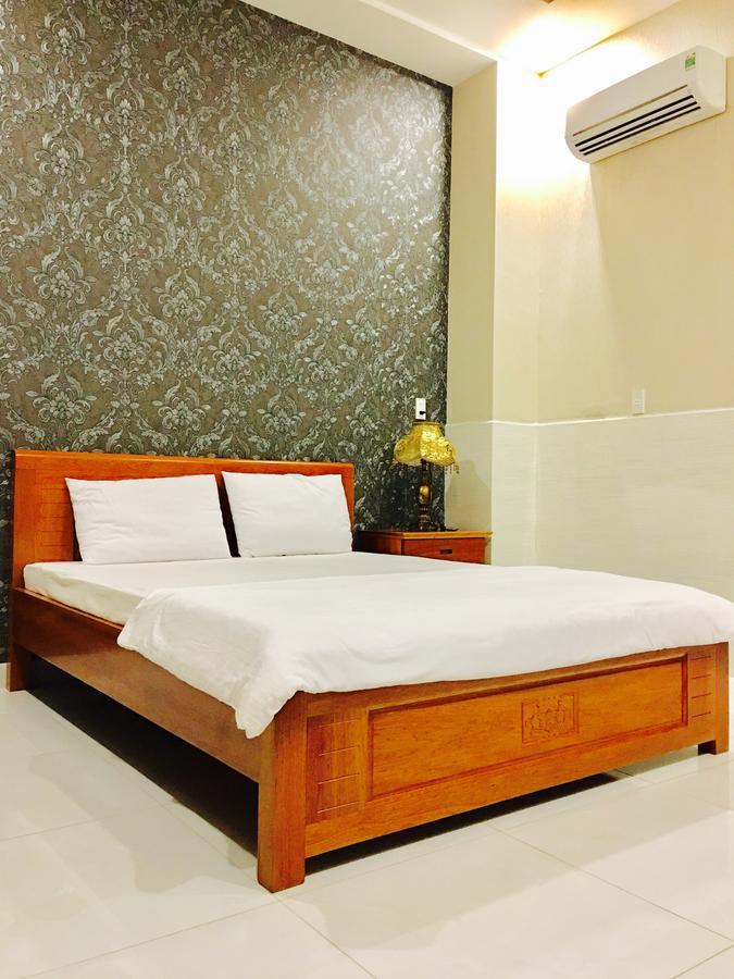 Phu Thanh Hotel Ho Chi Minh City Exterior photo